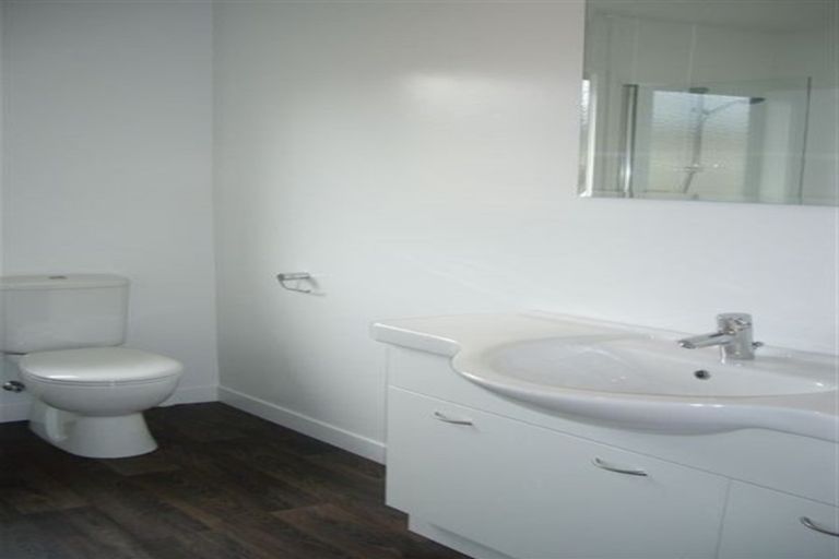 Photo of property in 17 Sunstone Crescent, Brown Owl, Upper Hutt, 5018