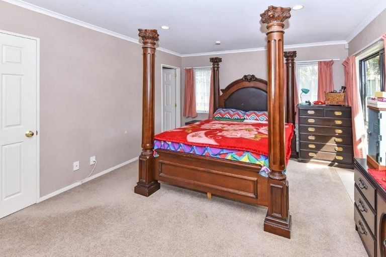 Photo of property in 7 Crannich Place, Wattle Downs, Auckland, 2103