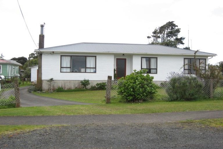 Photo of property in 3 Punga Road, Whenuapai, Auckland, 0618