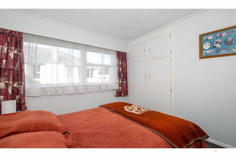 Photo of property in 24 Rhodes Street, Waimate, 7924