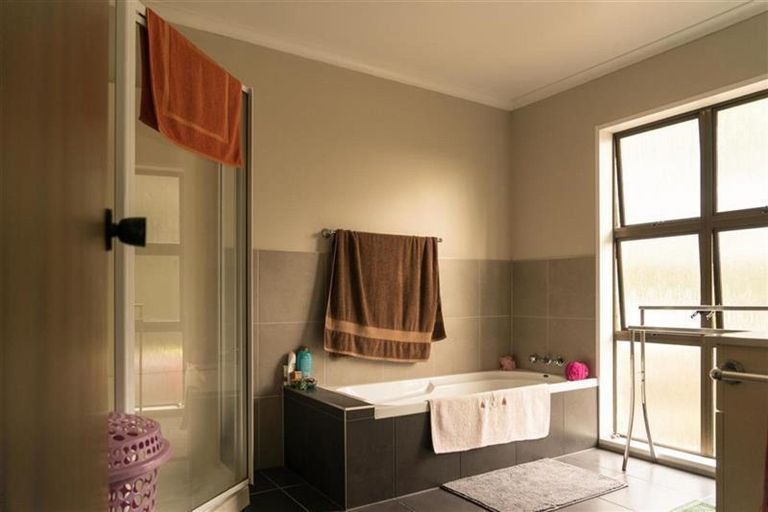 Photo of property in 48 Bycroft Road, Karaka, Drury, 2578