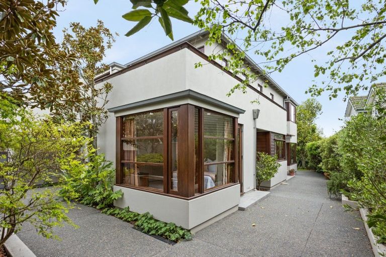 Photo of property in 1a Gillean Street, Havelock North, 4130