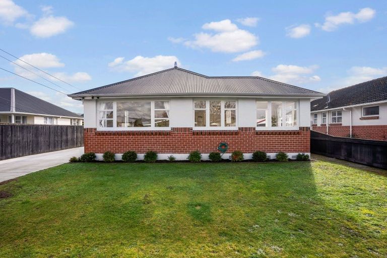 Photo of property in 89 Fraser Crescent, Elderslea, Upper Hutt, 5018