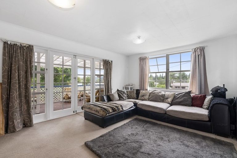 Photo of property in 64 Lisa Crescent, Mangakakahi, Rotorua, 3015