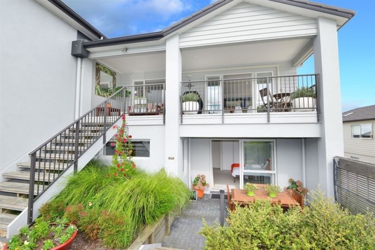 Photo of property in 9a Melia Place, Stanmore Bay, Whangaparaoa, 0932