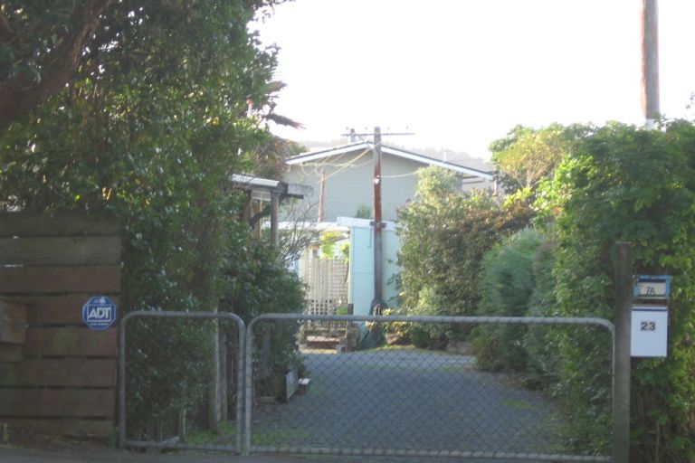 Photo of property in 23 Grays Road, Plimmerton, Porirua, 5026