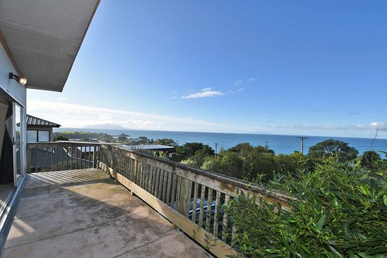 Photo of property in 49 Barrier View Road, Leigh, 0985