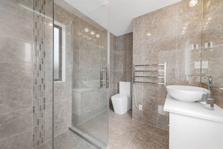 Photo of property in 37 Rosewell Crescent, Flat Bush, Auckland, 2019