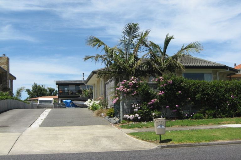 Photo of property in 46 Torkar Road, Clarks Beach, 2122