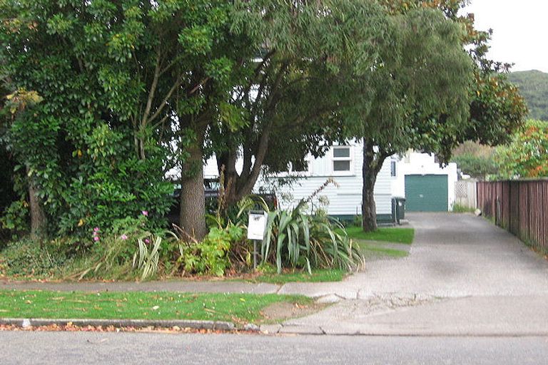 Photo of property in 31 Pearce Crescent, Taita, Lower Hutt, 5011