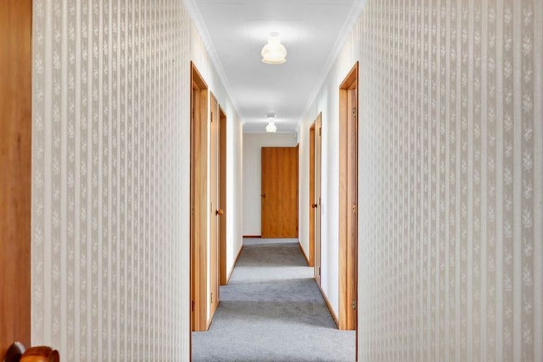 Photo of property in 65 Murray Avenue, Hawera, 4610