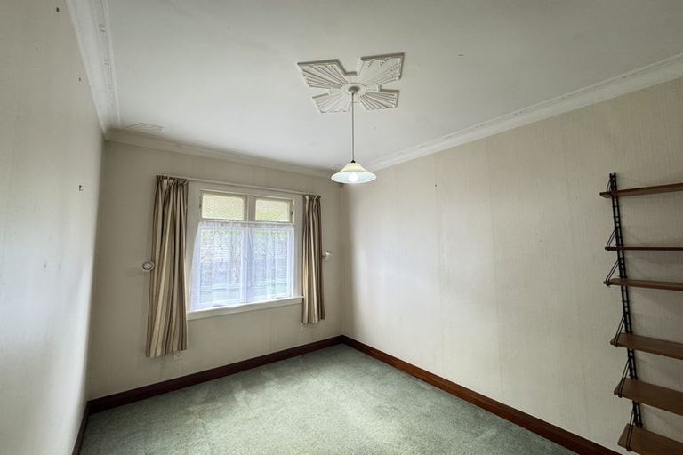 Photo of property in 21 Miro Street, Takaro, Palmerston North, 4410
