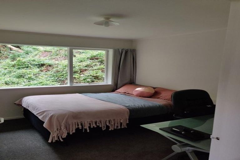 Photo of property in 4 Chancellor Way, Crofton Downs, Wellington, 6035