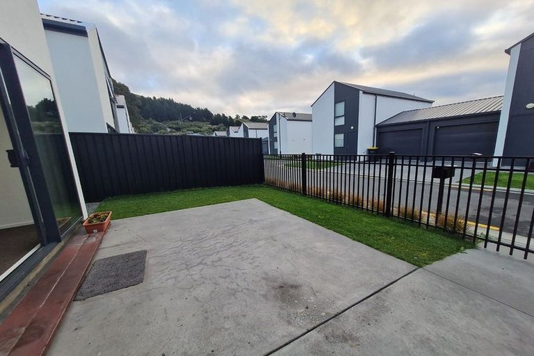 Photo of property in 14 Wheatsheaf Lane, Heathcote Valley, Christchurch, 8022