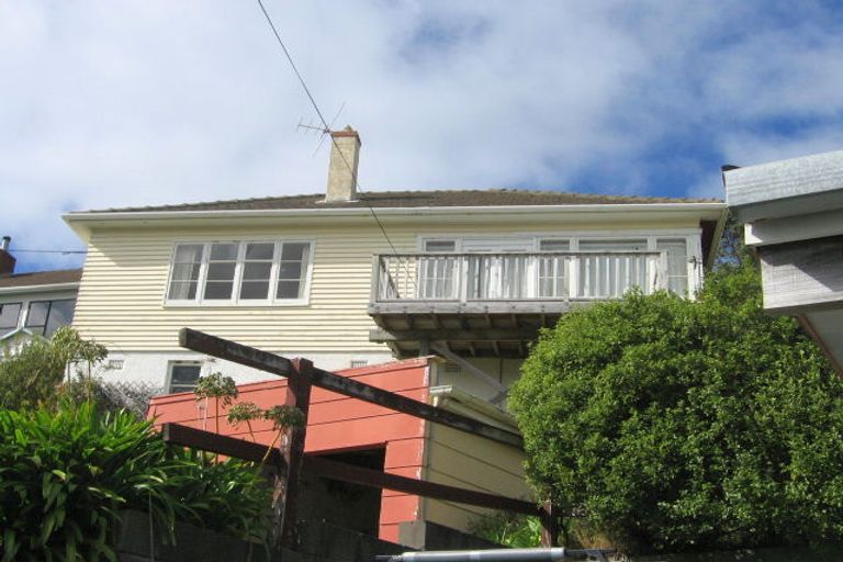 Photo of property in 70 Kinghorne Street, Strathmore Park, Wellington, 6022