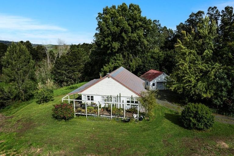 Photo of property in 8 Draffin Road, Poroti, Whangarei, 0179