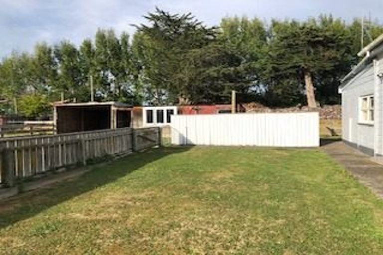 Photo of property in 81 Willoughby Street, Halcombe, Feilding, 4779