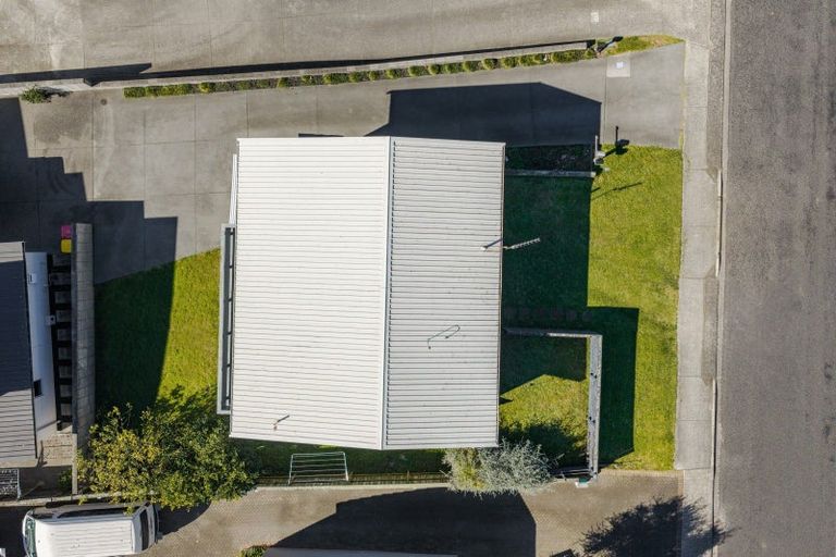 Photo of property in 131a Oceanview Road, Mount Maunganui, 3116