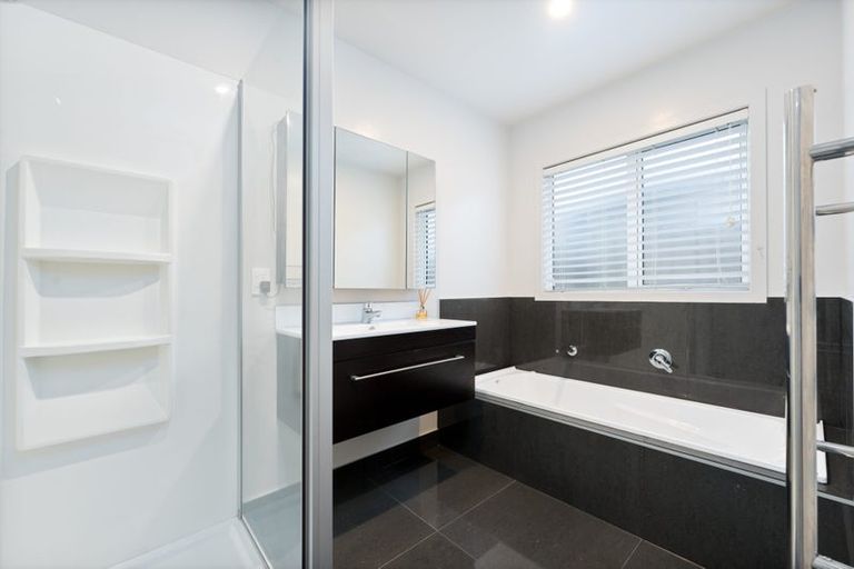 Photo of property in 5 Floyd Road, Riverhead, 0820