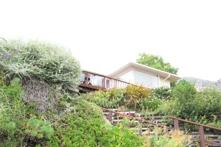 Photo of property in 17 Walkers Road, Lyttelton, 8082