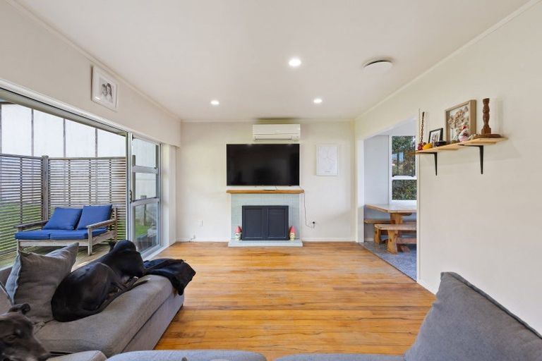 Photo of property in 1 Bear Street, Tirau, 3410