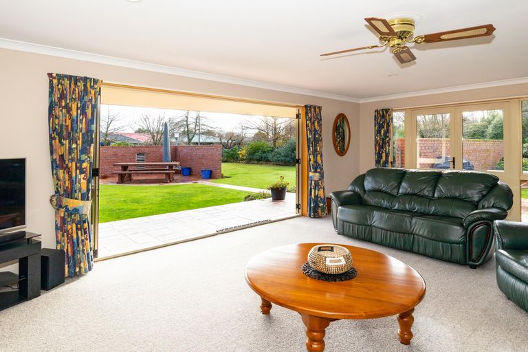 Photo of property in 74 Murray Street, Temuka, 7920