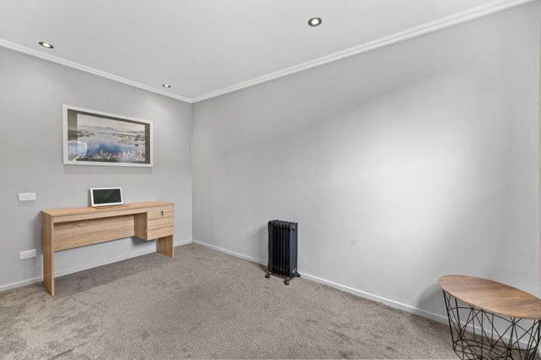 Photo of property in 135 Oakwood Avenue, Balaclava, Dunedin, 9011