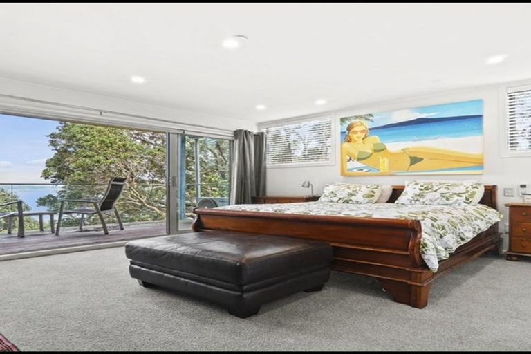 Photo of property in 80b Queen Street, Northcote Point, Auckland, 0627