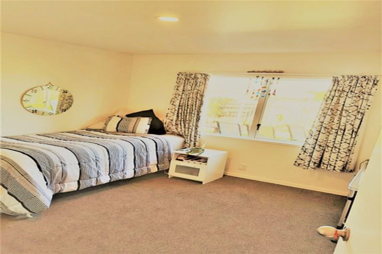 Photo of property in 36 Whitby Avenue, Whitianga, 3510