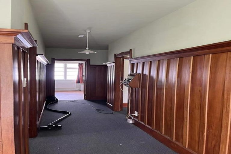 Photo of property in 106 Rattray Street, Riccarton, Christchurch, 8041