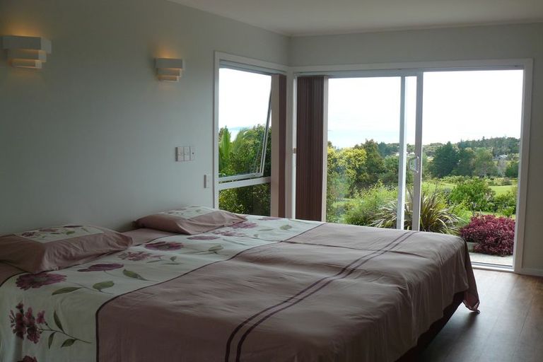 Photo of property in 5 Spicer Road, Cable Bay, 0420