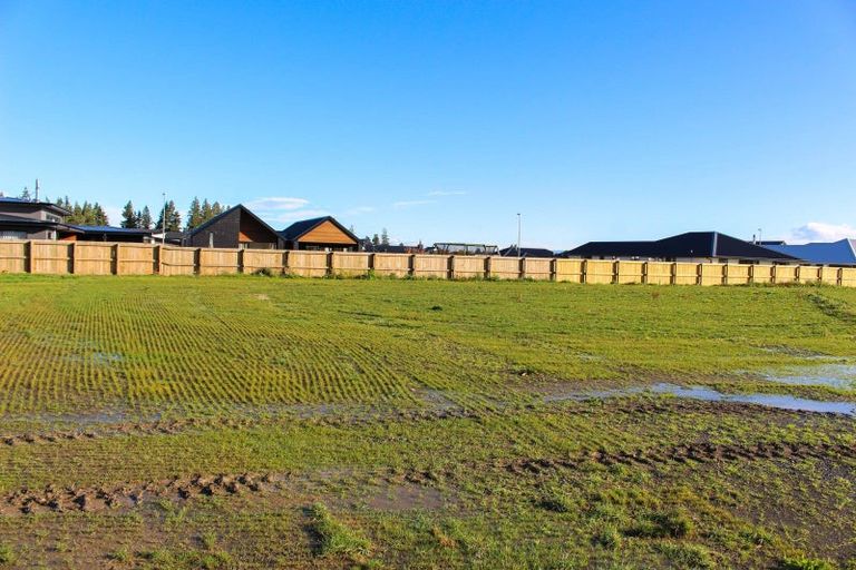 Photo of property in 11 Arrowsmith Drive, Clover Park, Auckland, 2019