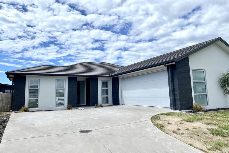 Photo of property in 4 Kuru Place, Papamoa, 3118