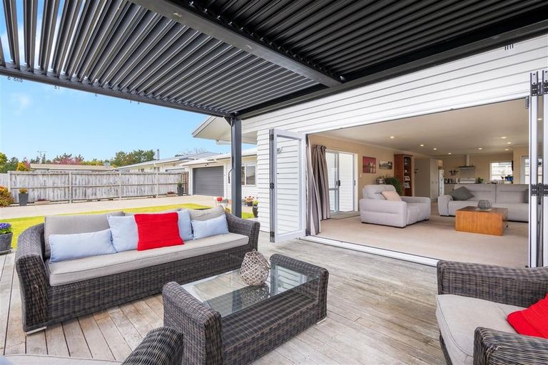 Photo of property in 30a Fairview Place, Te Puke, 3119