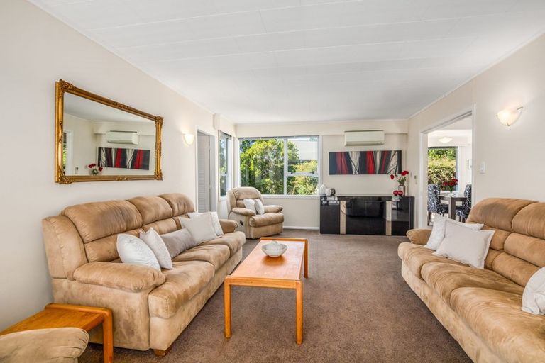 Photo of property in 80a Mana View Road, Paremata, Porirua, 5026
