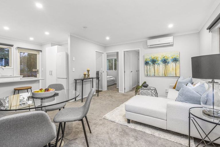 Photo of property in 14a Packham Place, Beach Haven, Auckland, 0626