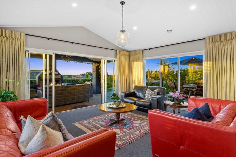 Photo of property in 33 Mervyn Place, Ohauiti, Tauranga, 3112