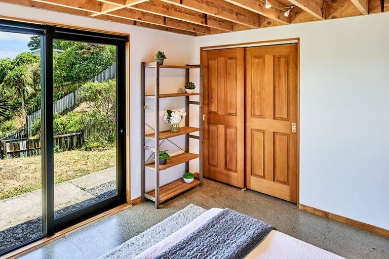 Photo of property in 13 Airlie Road, Plimmerton, Porirua, 5026