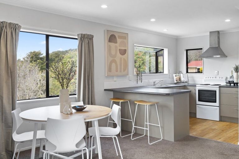 Photo of property in 2 The Glade South, Pukekohe, 2120