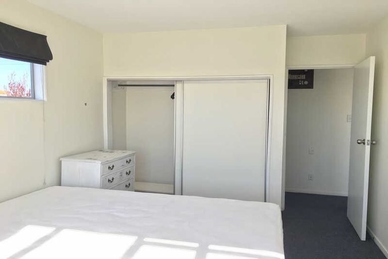 Photo of property in 1/491 Barbadoes Street, Edgeware, Christchurch, 8013