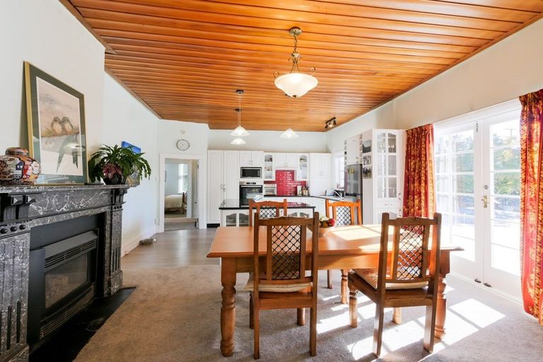 Photo of property in 99 Eglinton Road, Mornington, Dunedin, 9011