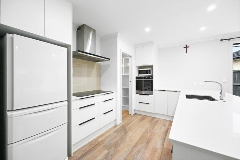 Photo of property in 41 North Ridge Drive, Rototuna North, Hamilton, 3210