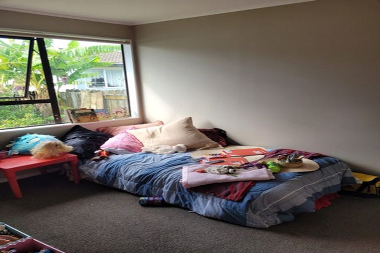 Photo of property in 1/217 Waitemata Drive, Ranui, Auckland, 0612