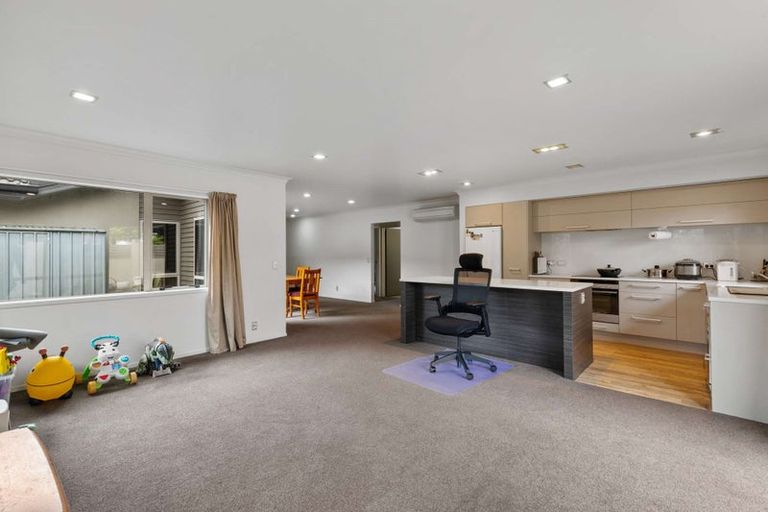 Photo of property in 117a Kawaha Point Road, Kawaha Point, Rotorua, 3010