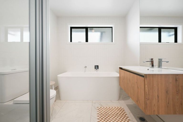 Photo of property in 3 Miharo Crescent, Flagstaff, Hamilton, 3210