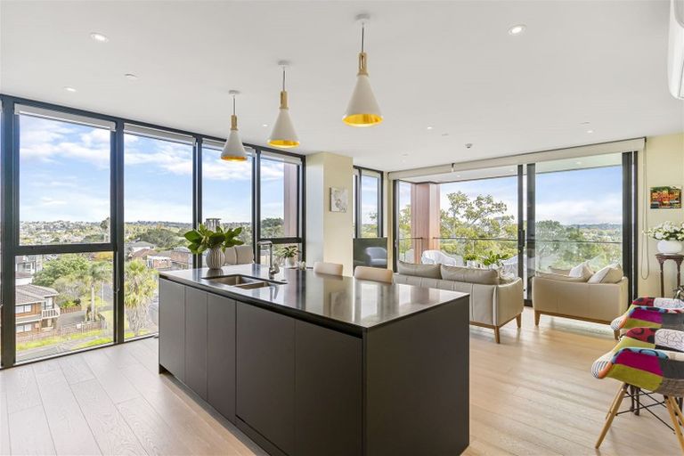 Photo of property in 408/28 Killarney Street, Takapuna, Auckland, 0622