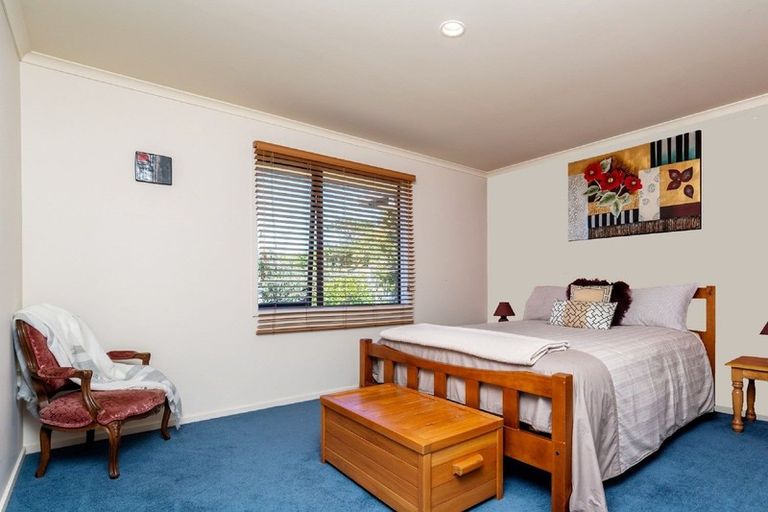 Photo of property in 2 Coastview Lane, Mangawhai, 0975