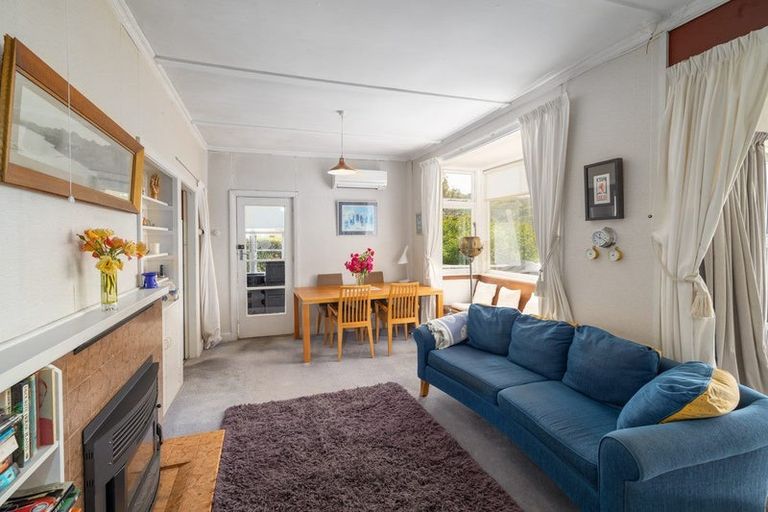 Photo of property in 36 Merlincote Crescent, Governors Bay, Lyttelton, 8971