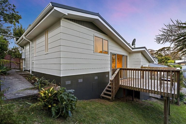 Photo of property in 56a Zita Maria Drive, Massey, Auckland, 0614