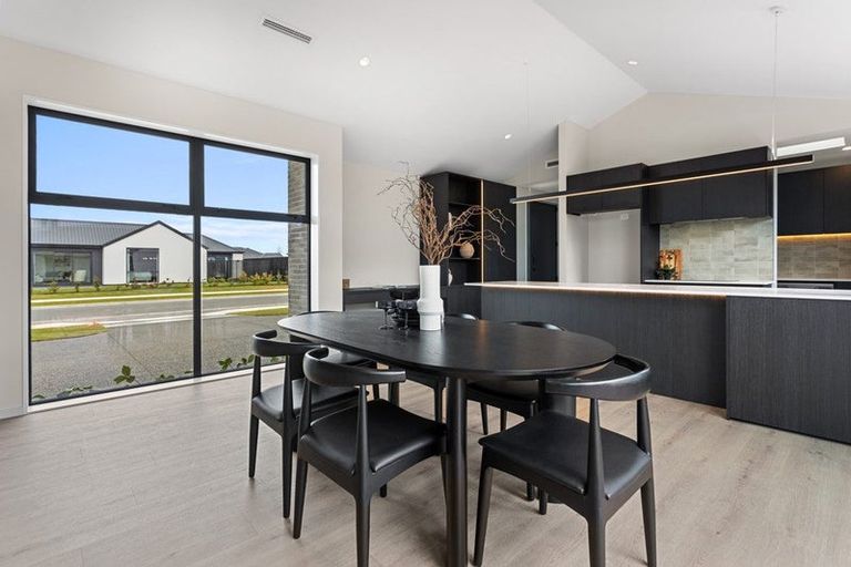 Photo of property in 11 Homestead Drive, Rangiora, 7400